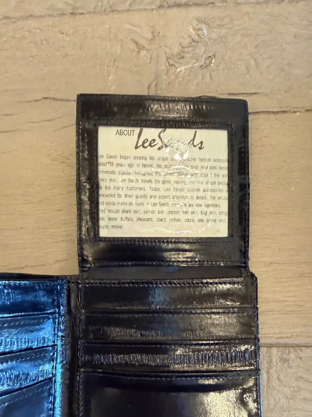 Vintage Lee Sands Men's Black Genuine Exotic Fine Eel Skin Wallet Made in Korea